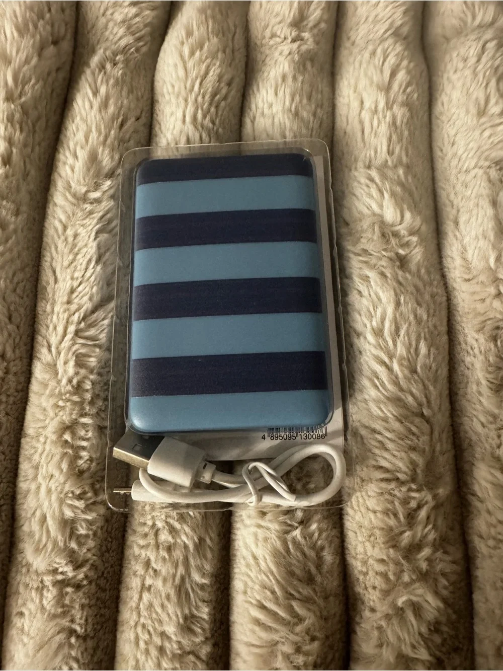 Slim Rechargeable 5,000 mAh Power Bank - Blue/Black